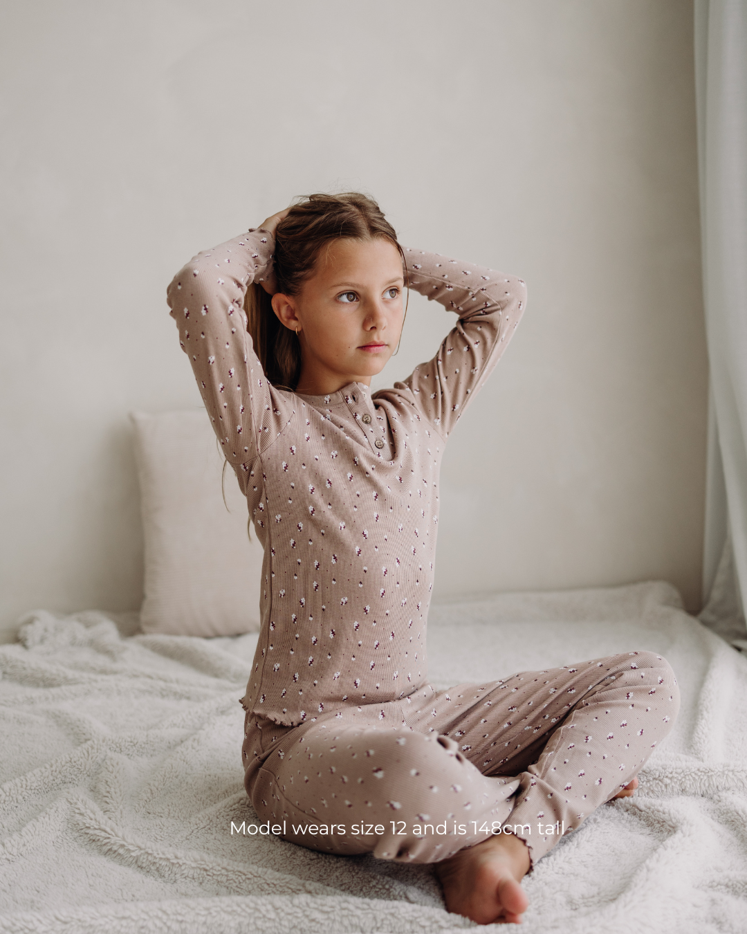 Non-toxic girls pyjama set made from organic cotton